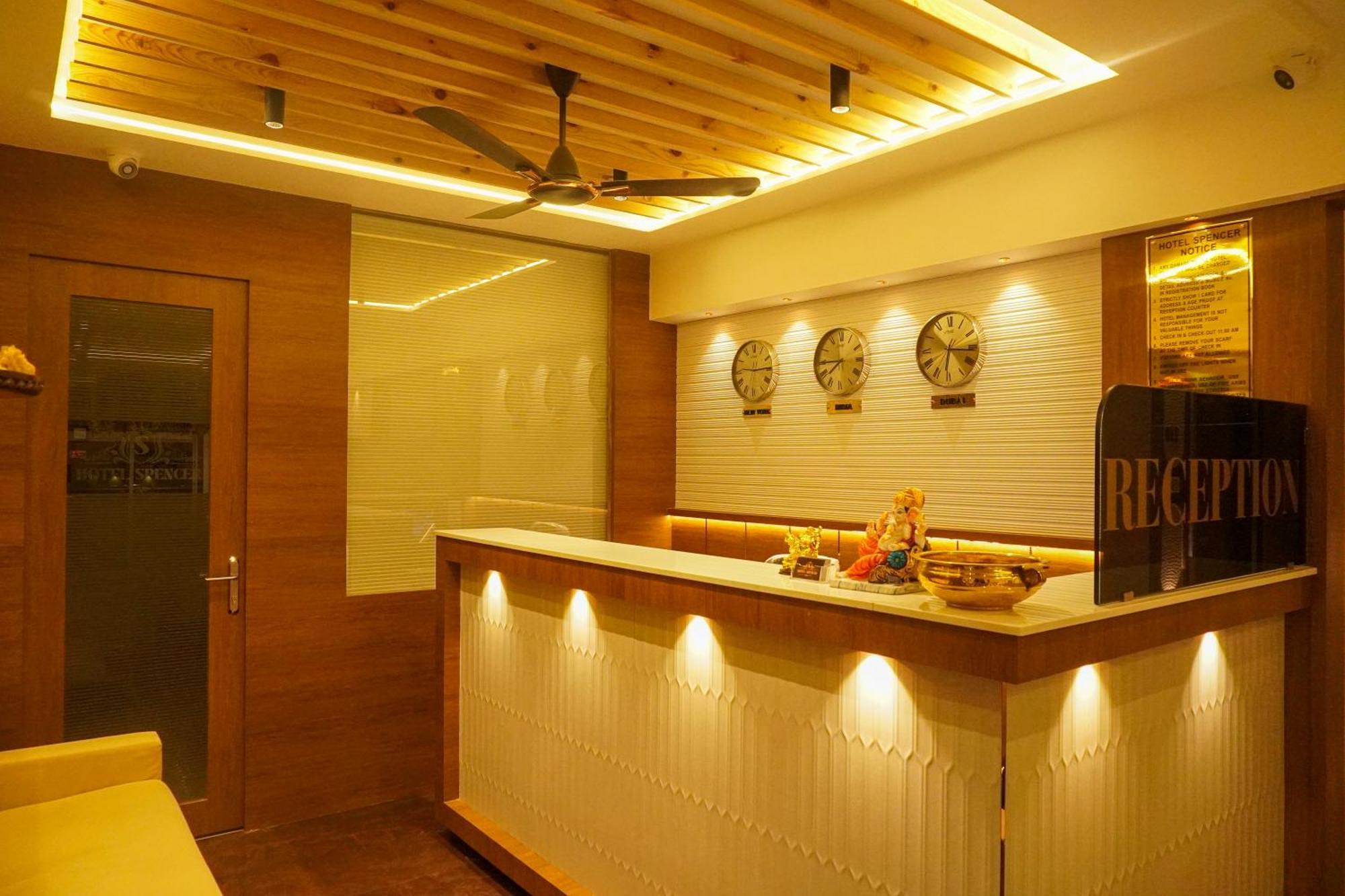 Hotel Spencer-Navi Mumbai Exterior foto