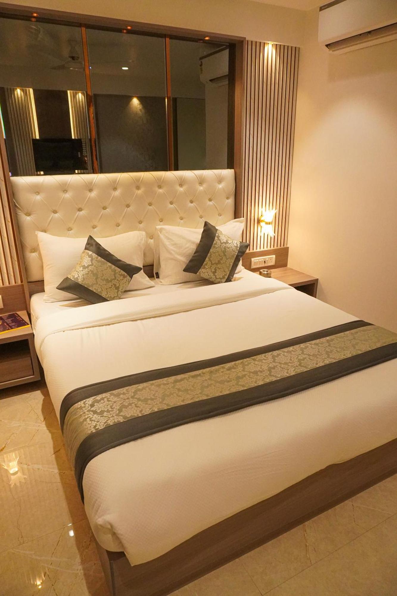 Hotel Spencer-Navi Mumbai Exterior foto
