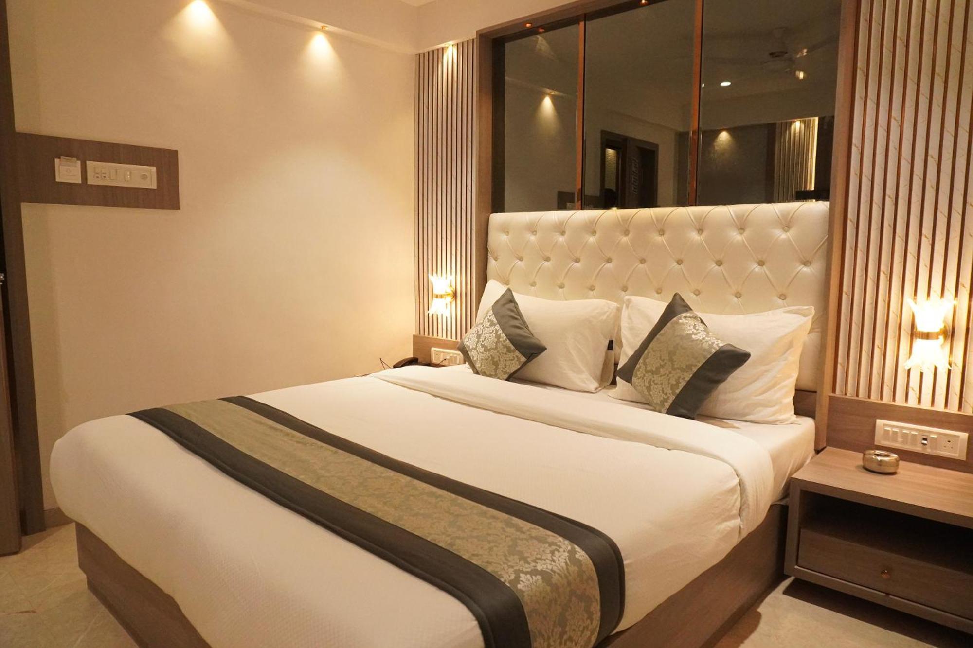 Hotel Spencer-Navi Mumbai Exterior foto